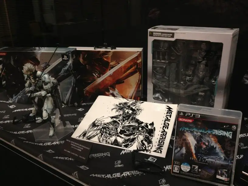 New photo of the Metal Gear Rising Premium Package - Metal Gear