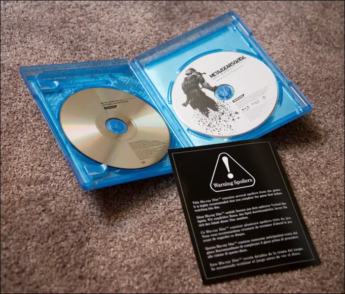 Metal-Gear-Solid-4-Limited-Edition-Bonus-Disc-Open