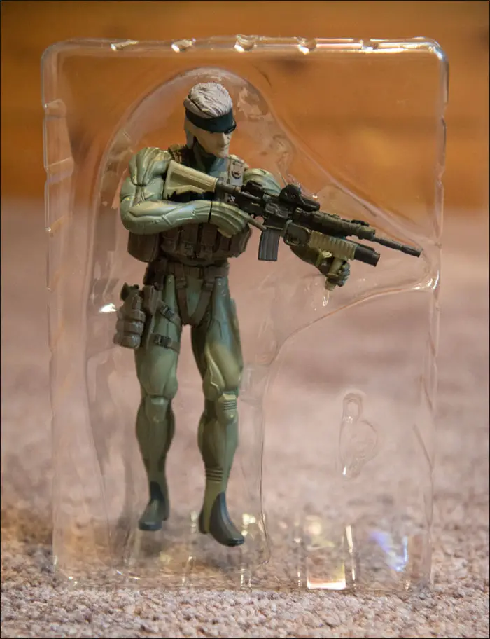 Metal-Gear-Solid-4-Limited-Edition-Figure-Full