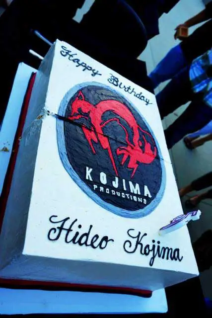 Kojima-Productions-LA-Birthday-Cake